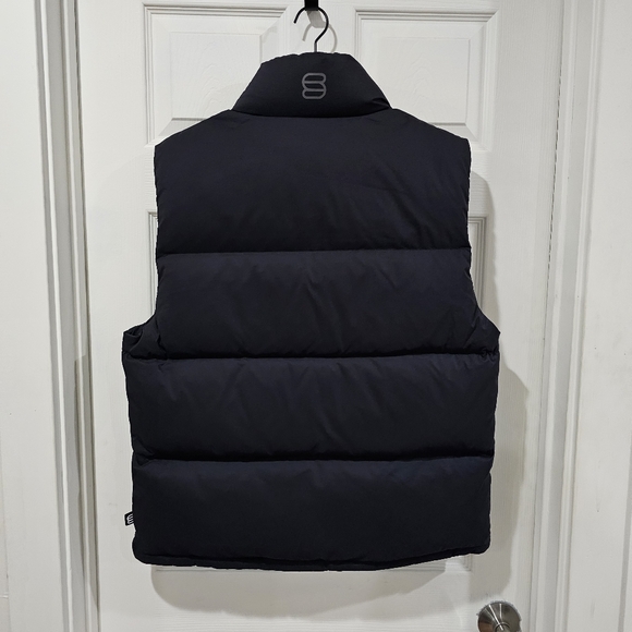 Aritzia The Super Puff Mens Vest - Picture 5 of 16